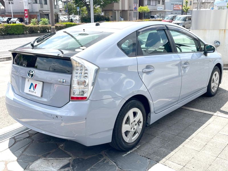 2010 Toyota Prius DAA-ZVW30 (UW-6a72abfa2fb95)[18]