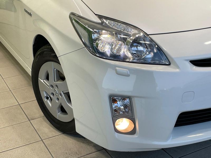2011 Toyota Prius DAA-ZVW30 (UW-6a72abfa7eb47)[27]