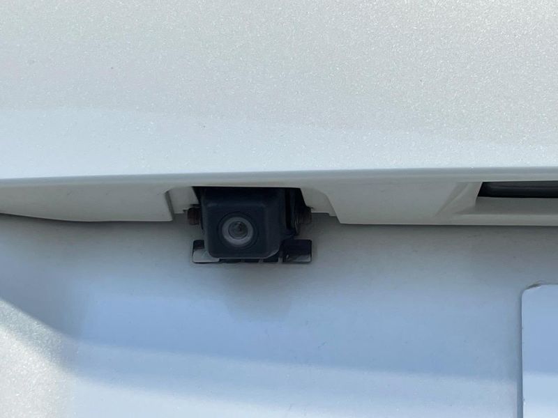 2011 Toyota Prius DAA-ZVW30 (UW-6a72abfa7eb47)[13]