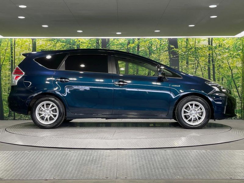 2020 Toyota Prius α DAA-ZVW41W (UW-6a72abfdb79da)[15]