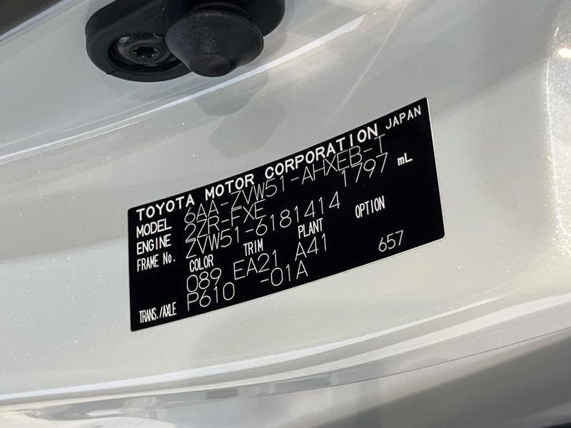 2020 Toyota Prius 6AA-ZVW51 (UW-6a72ac06ee97b)[1]