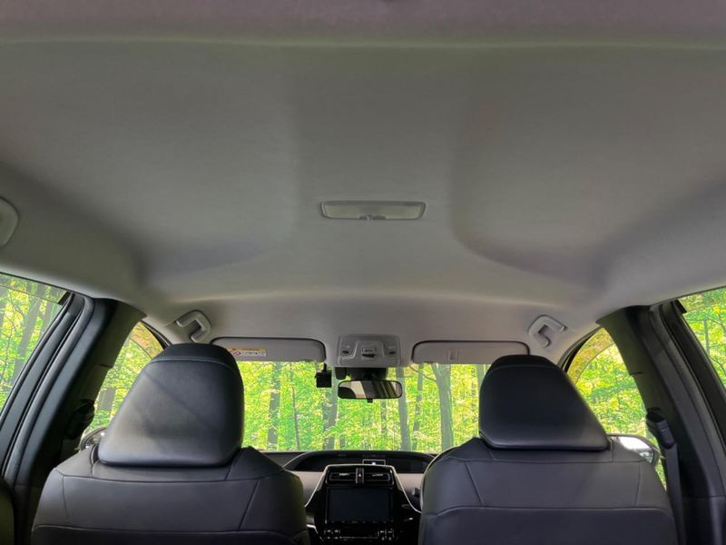 2019 Toyota Prius DAA-ZVW51 (UW-6a72ac0b6281c)[15]