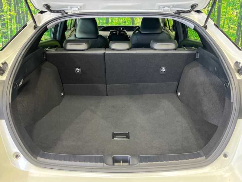 2019 Toyota Prius DAA-ZVW51 (UW-6a72ac0b6281c)[13]
