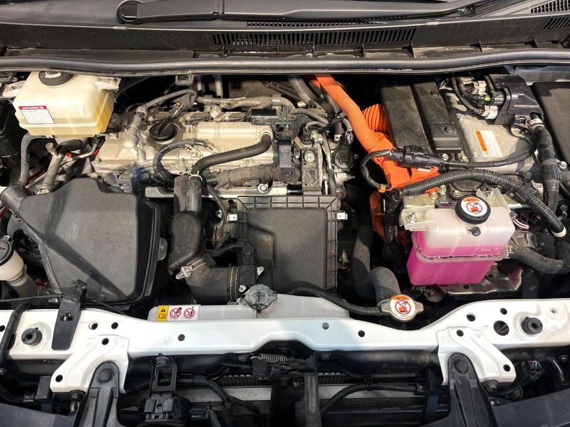 2021 Toyota Noah 6AA-ZWR80W (UW-6a72ac1b3c406)[4]