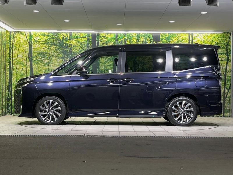 2022 Toyota Voxy 6AA-ZWR90W (UW-6a72ac1d0dfef)[11]