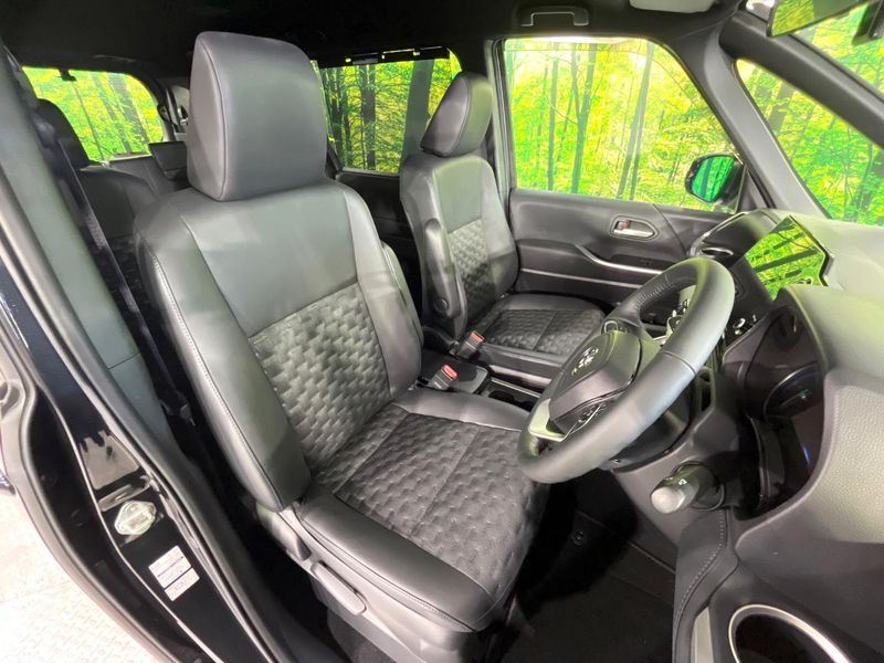 2024 Toyota Voxy 6AA-ZWR90W (UW-6a72ac260ce2f)[23]