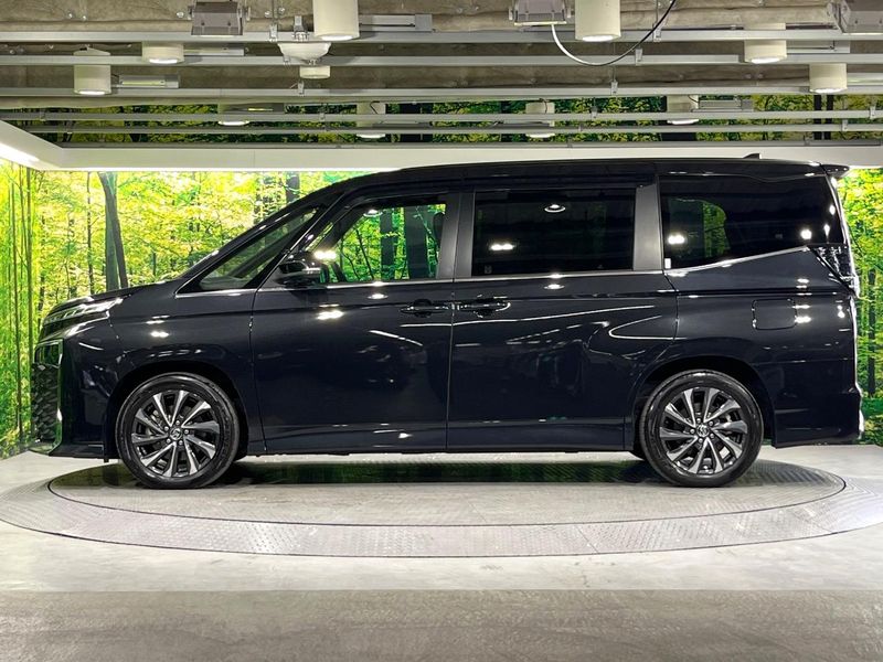 2024 Toyota Voxy 6AA-ZWR90W (UW-6a72ac260ce2f)[12]