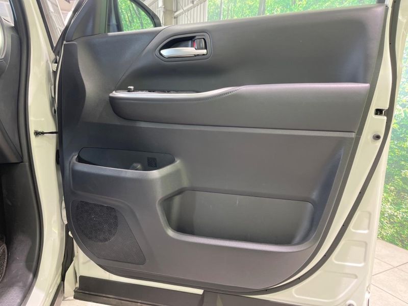 2024 Toyota Voxy 6AA-ZWR90W (UW-6a72ac2a9a0e1)[19]