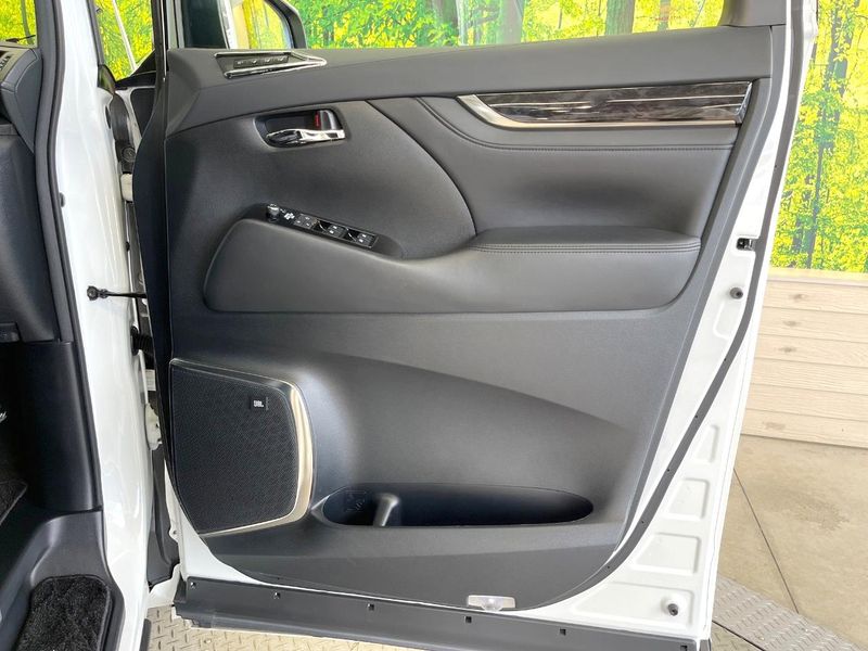 2019 Toyota Alphard DBA-AGH30W (UW-6a73f99c15f10)[29]