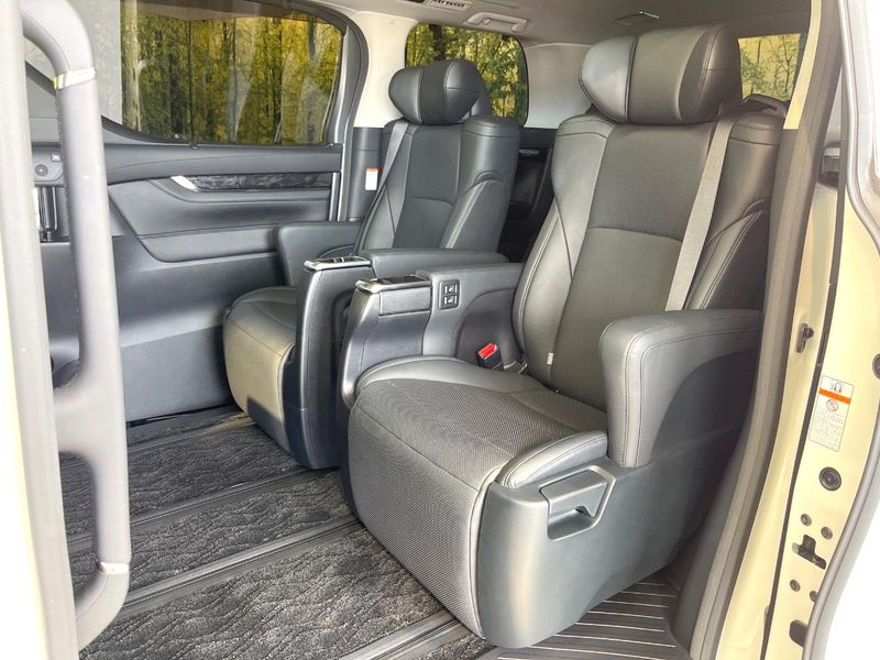 2019 Toyota Alphard DBA-AGH30W (UW-6a73f99c15f10)[19]