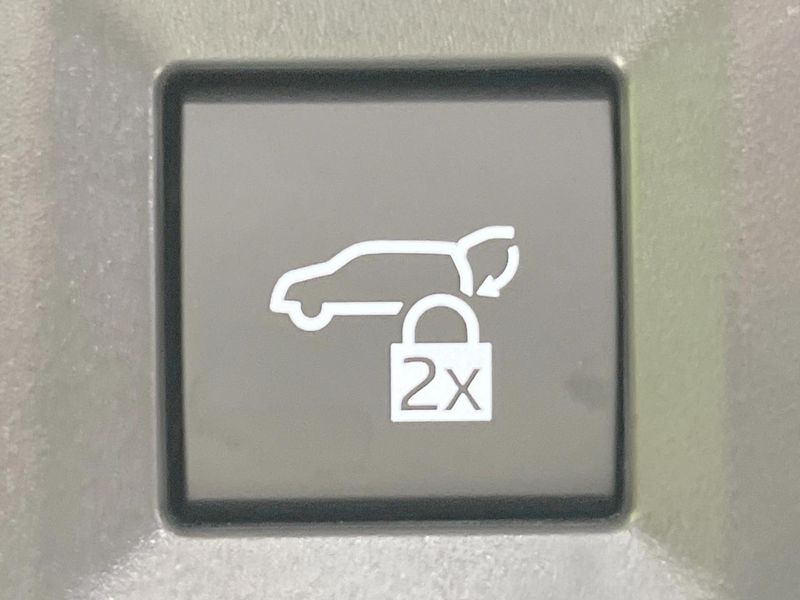 2024 Toyota Alphard 3BA-AGH40W (UW-6a73f9b0c3b64)[17]