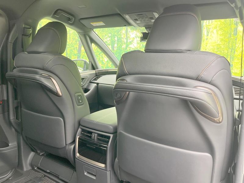 2024 Toyota Alphard 3BA-AGH40W (UW-6a73f9b0c3b64)[24]