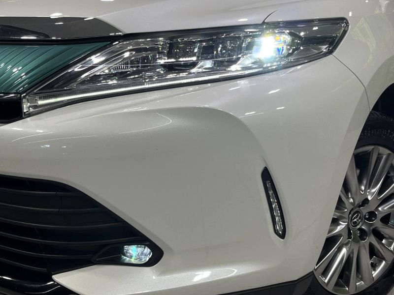 2018 Toyota Harrier Hybrid DAA-AVU65W (UW-6a73f9bfcb541)[21]