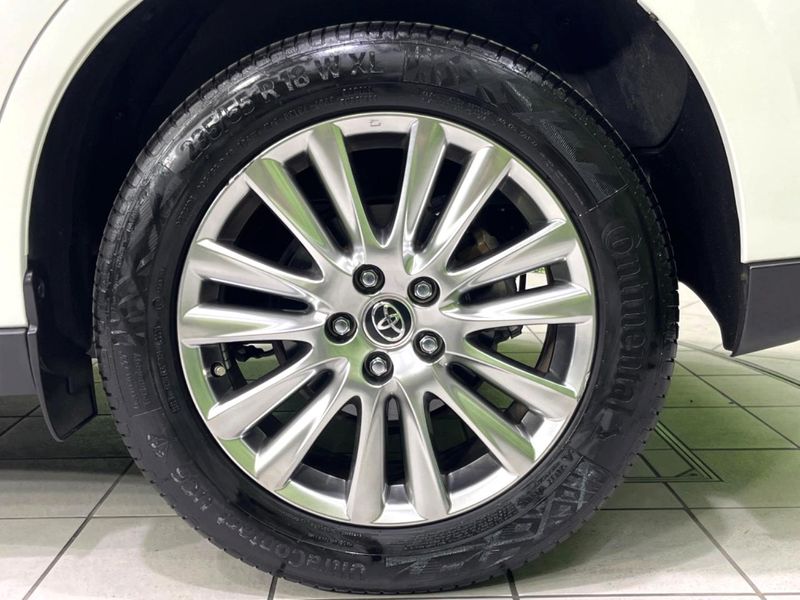 2018 Toyota Harrier Hybrid DAA-AVU65W (UW-6a73f9bfcb541)[13]