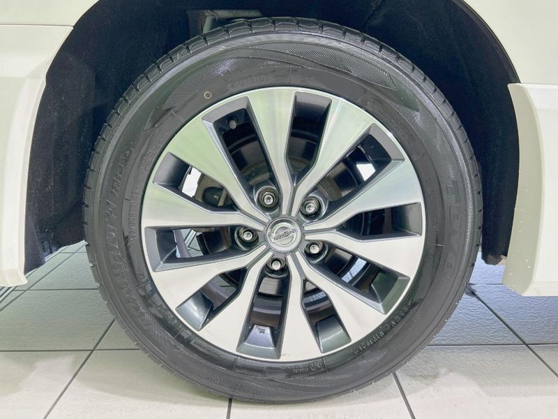 2016 Nissan Serena DAA-GFC27 (UW-6a73fa6d6a747)[14]