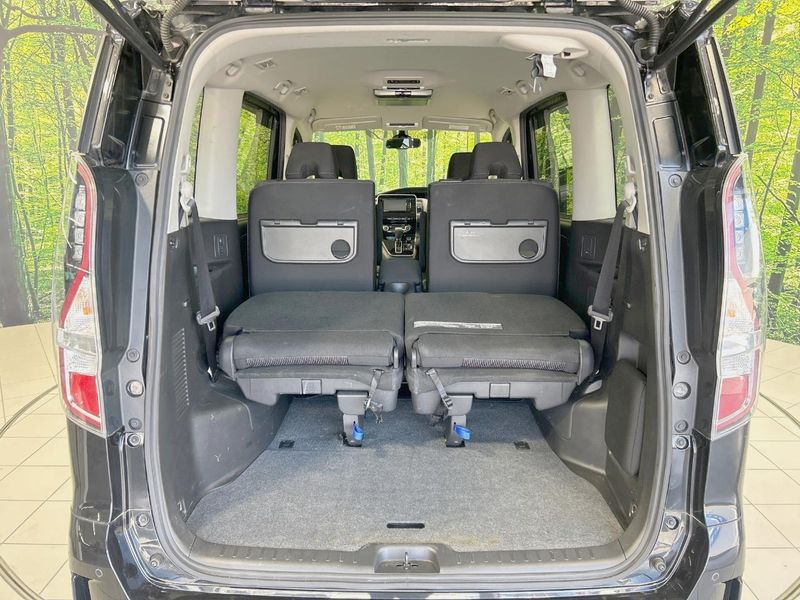 2020 Nissan Serena DAA-GFC27 (UW-6a73fa76110e1)[25]