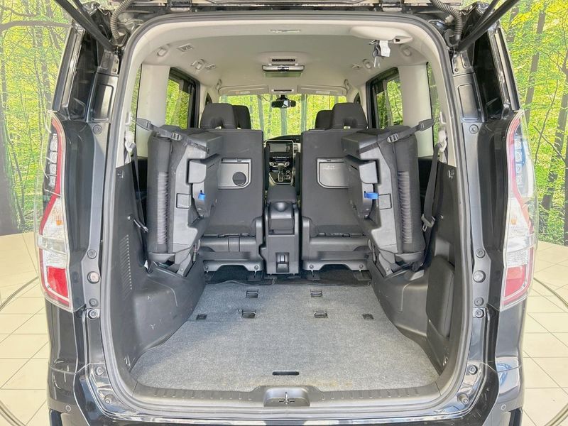 2020 Nissan Serena DAA-GFC27 (UW-6a73fa76110e1)[22]