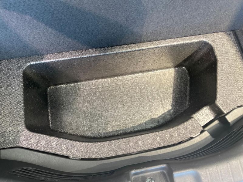 2015 Honda Fit DBA-GK3 (UW-6a73fa8097808)[27]