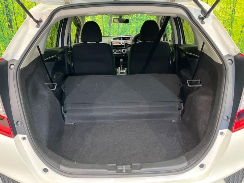 2014 Honda Fit DBA-GK3 (UW-6a73fa80cb343)[14]