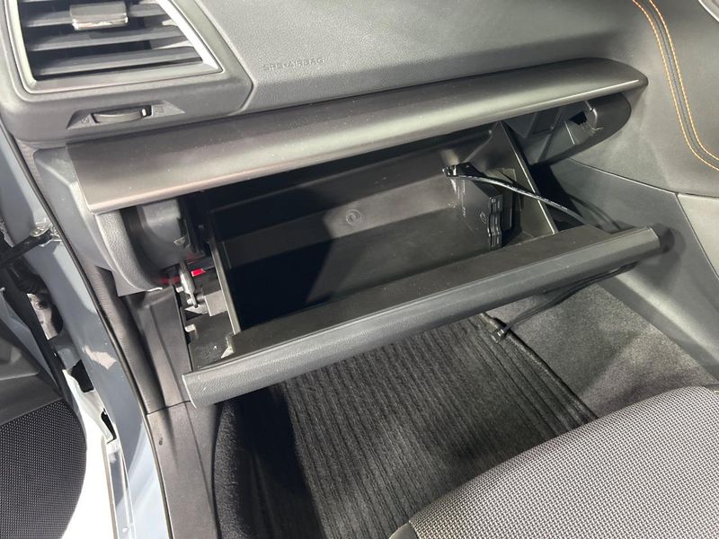 2017 Subaru XV DBA-GT7 (UW-6a73fa9ca623f)[16]