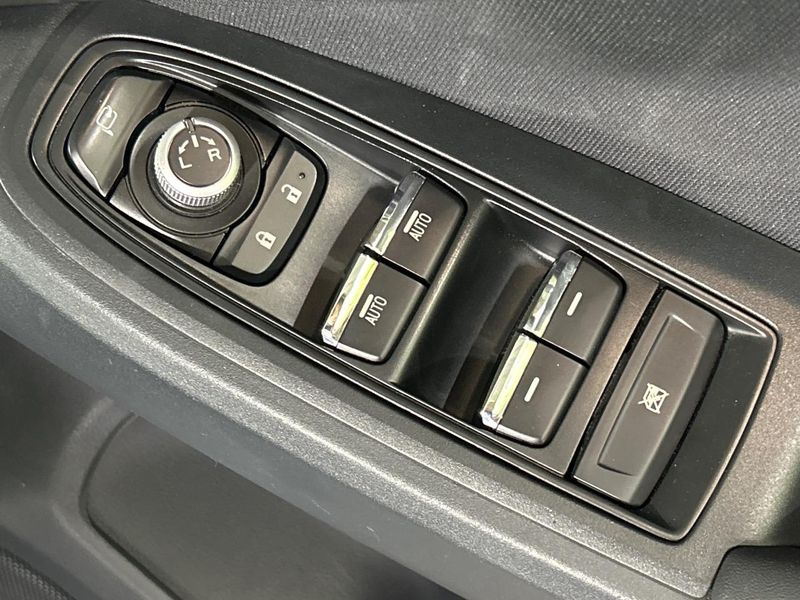 2017 Subaru XV DBA-GT7 (UW-6a73fa9ca623f)[18]