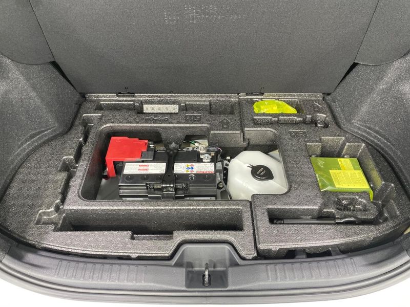 2020 Toyota GR YARIS 4BA-GXPA16 (UW-6a73faa5328c0)[28]