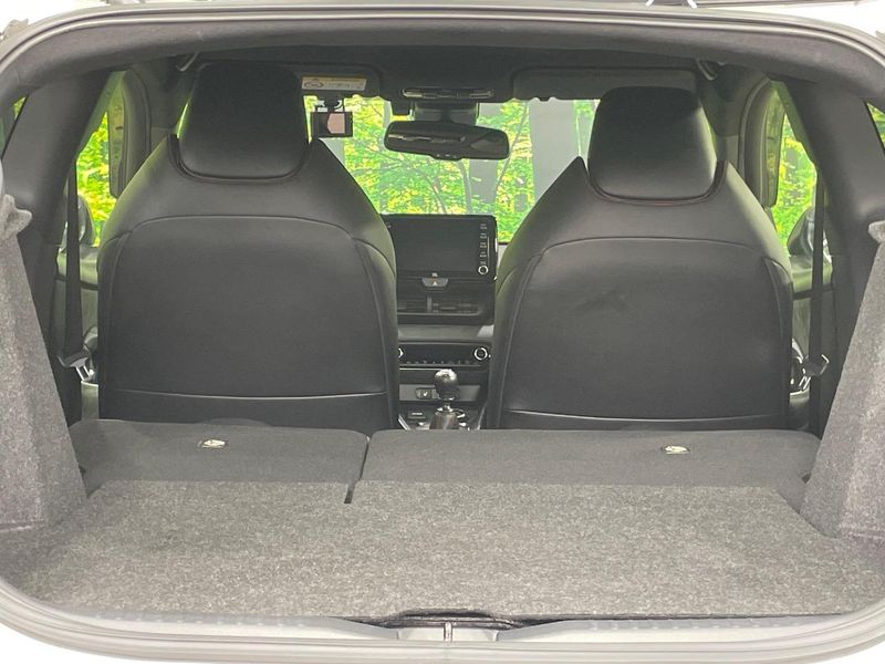 2020 Toyota GR YARIS 4BA-GXPA16 (UW-6a73faa5328c0)[29]