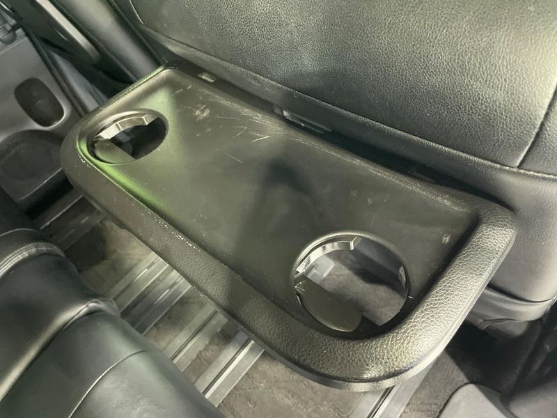 2014 Nissan Serena DAA-HC26 (UW-6a73faaf289f4)[25]