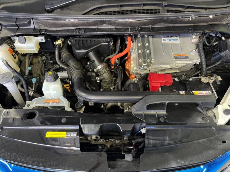 2018 Nissan Serena DAA-HFC27 (UW-6a73fac606768)[4]