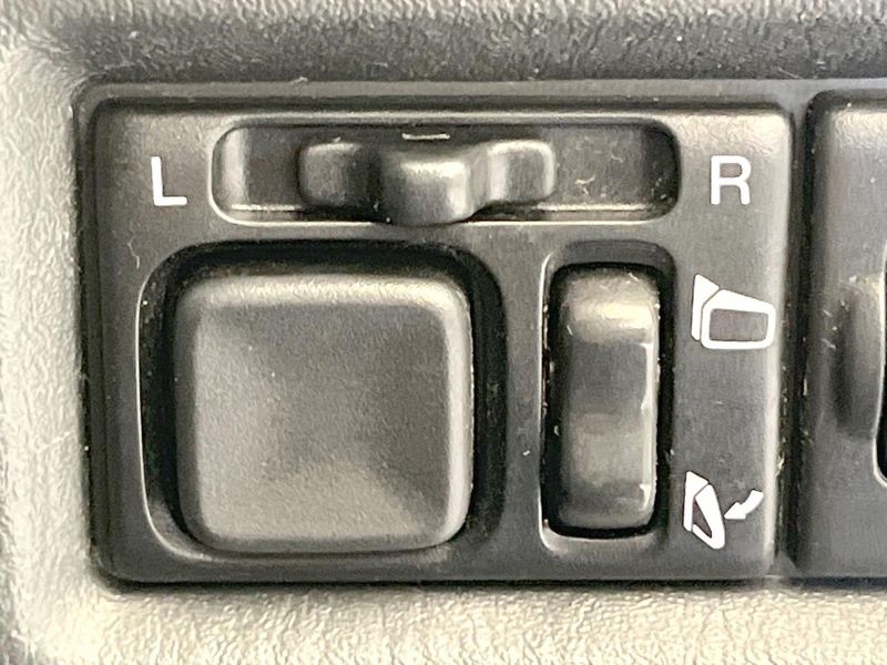 2014 Suzuki Jimny ABA-JB23W (UW-6a73fad433612)[18]