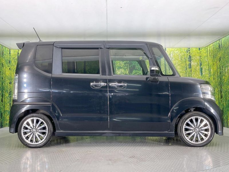 2016 Honda N-BOX CUSTOM DBA-JF1 (UW-6a73faf399d01)[15]