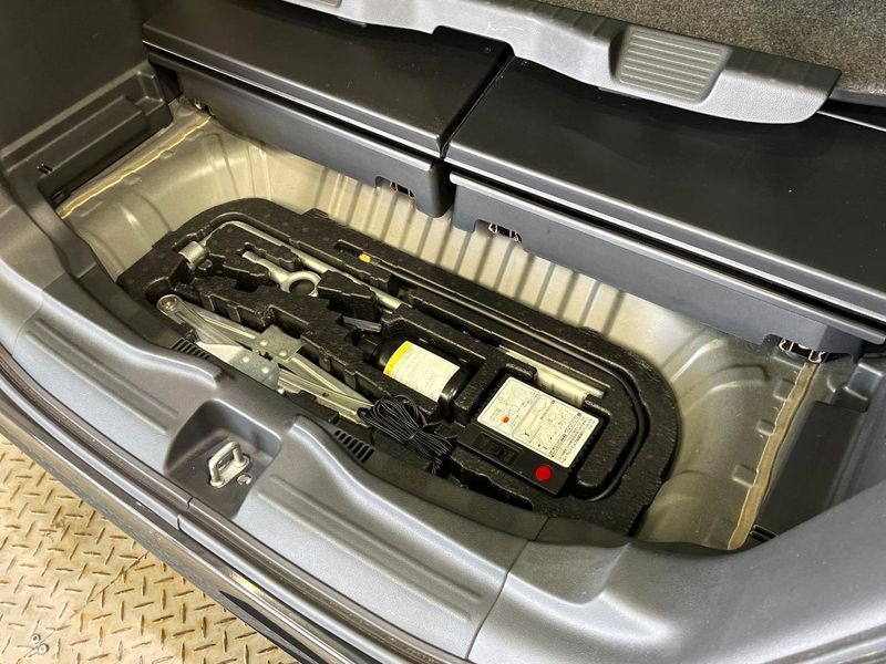 2016 Honda N-BOX DBA-JF2 (UW-6a73faf654741)[12]