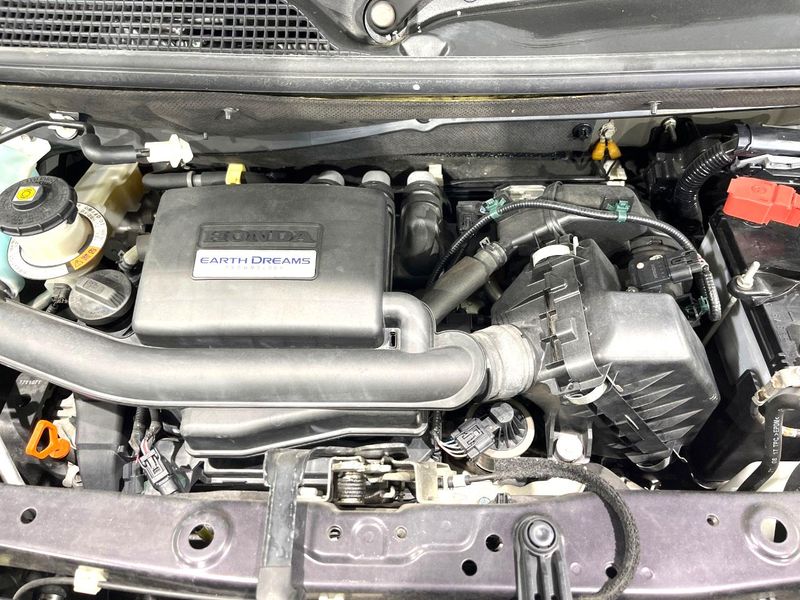 2017 Honda N-BOX CUSTOM DBA-JF3 (UW-6a73faf942c4d)[4]