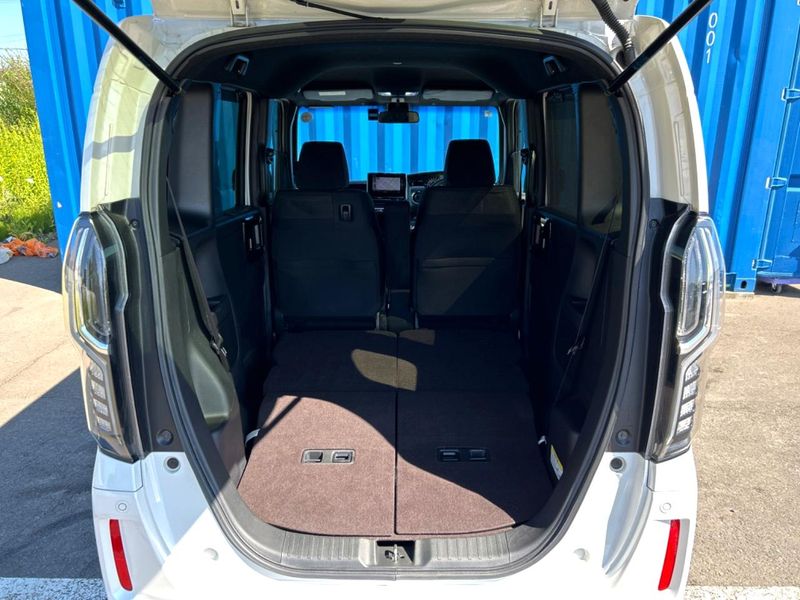 2019 Honda N-BOX CUSTOM DBA-JF4 (UW-6a73fb1ae54ce)[15]