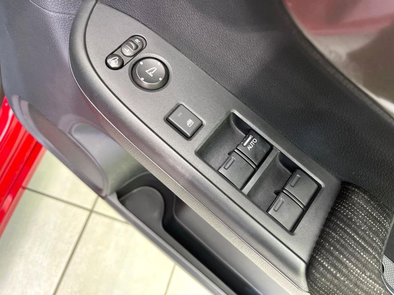 2019 Honda N-WGN Custom 6BA-JH4 (UW-6a73fb4160a5c)[26]