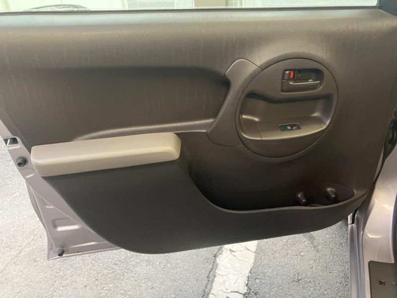 2014 Toyota Passo DBA-KGC30 (UW-6a73fb5fb7796)[15]