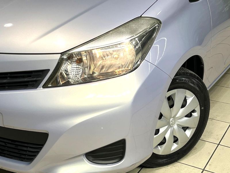 2012 Toyota Vitz DBA-KSP130 (UW-6a73fb6525312)[25]
