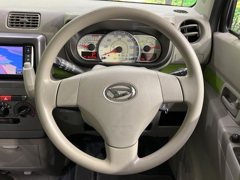 2015 Daihatsu Move Conte DBA-L575S (UW-6a73fb6fd1015)[24]