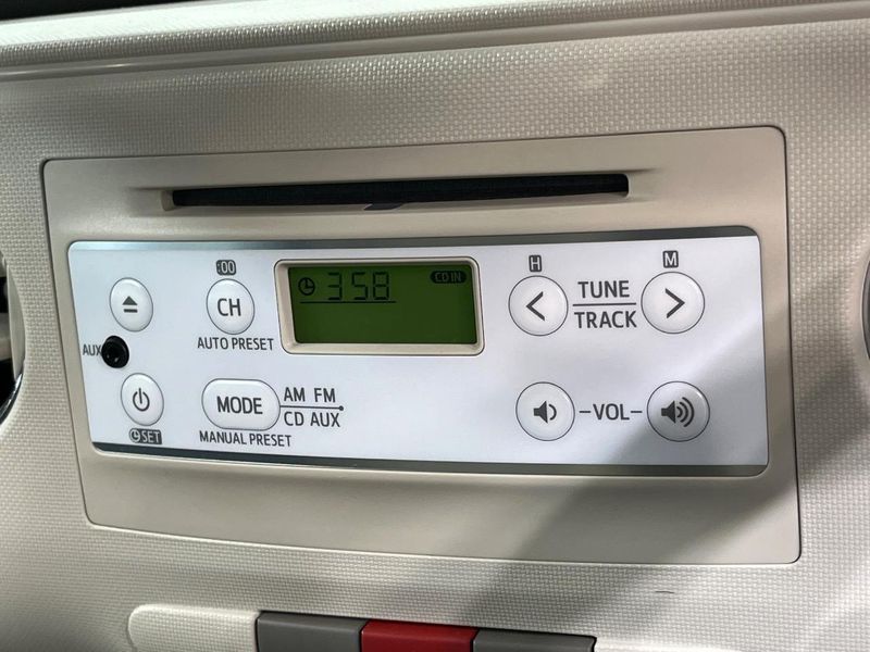 2014 Daihatsu Mira Cocoa DBA-L675S (UW-6a73fb716ae2b)[8]