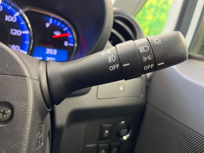 2014 Daihatsu Move DBA-LA100S (UW-6a73fb74a546a)[13]