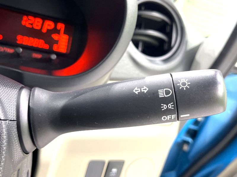 2013 Subaru Stella DBA-LA110F (UW-6a73fb74f11eb)[14]