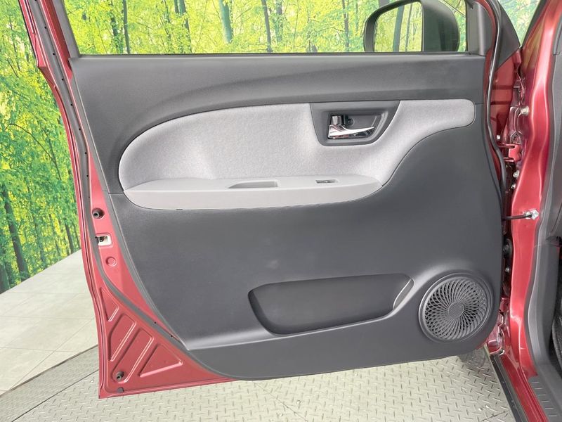 2016 Daihatsu Cast DBA-LA250S (UW-6a73fb7acb03e)[26]
