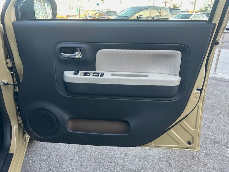 2022 Daihatsu Mira Tocot 5BA-LA550S (UW-6a73fb8cbf226)[18]