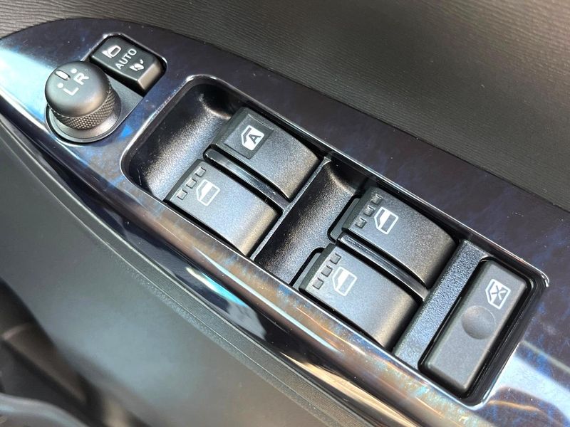 2018 Daihatsu Tanto DBA-LA600S (UW-6a73fb9813d4a)[17]
