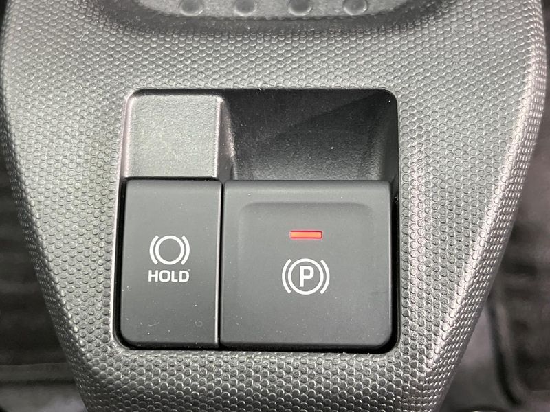 2021 Daihatsu Taft 6BA-LA900S (UW-6a73fbb9ede2d)[14]