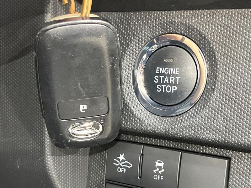 2021 Daihatsu Taft 6BA-LA900S (UW-6a73fbb9ede2d)[12]