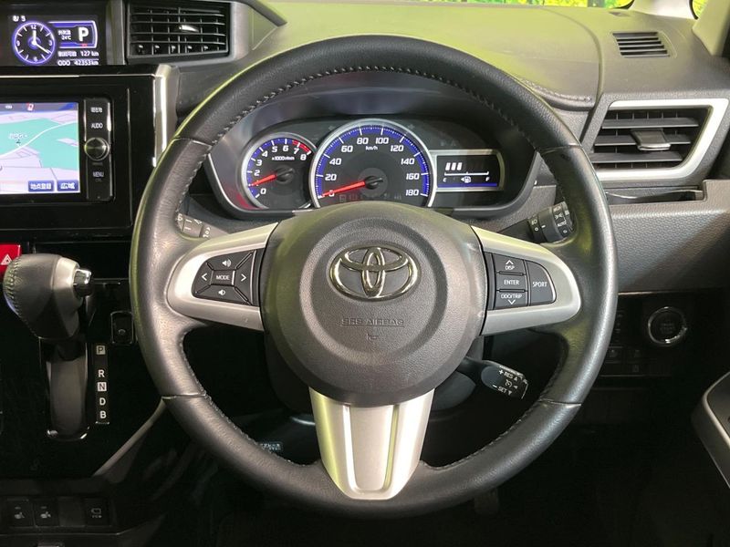 2017 Toyota Roomy DBA-M900A (UW-6a73fbca20d0d)[28]