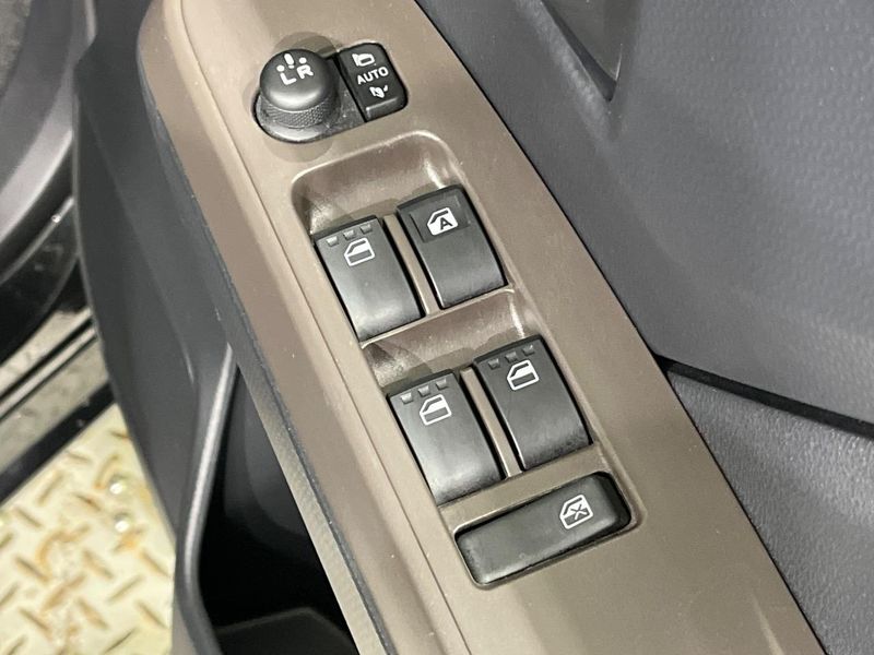 2023 Toyota Roomy 5BA-M900A (UW-6a73fbd864797)[12]