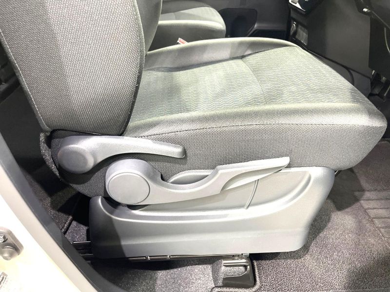 2025 Toyota Roomy 5BA-M910A (UW-6a73fbdf063fb)[13]