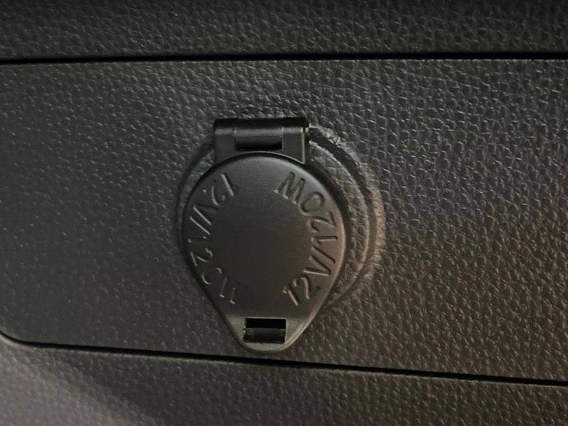 2019 Toyota RAV4 6BA-MXAA54 (UW-6a73fc483ae7f)[6]